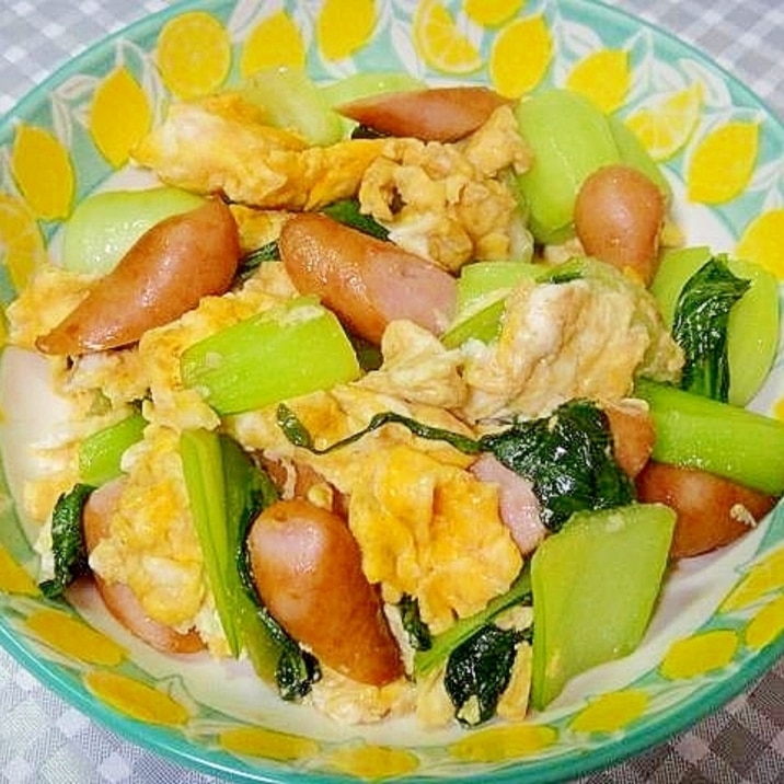 チンゲン菜とウインナー卵の鶏ガラ炒め